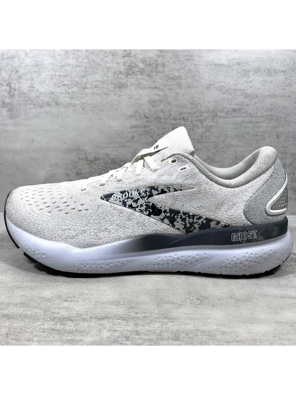Brooks Ghost 16 Running Shoes - Women's Size 10 - White